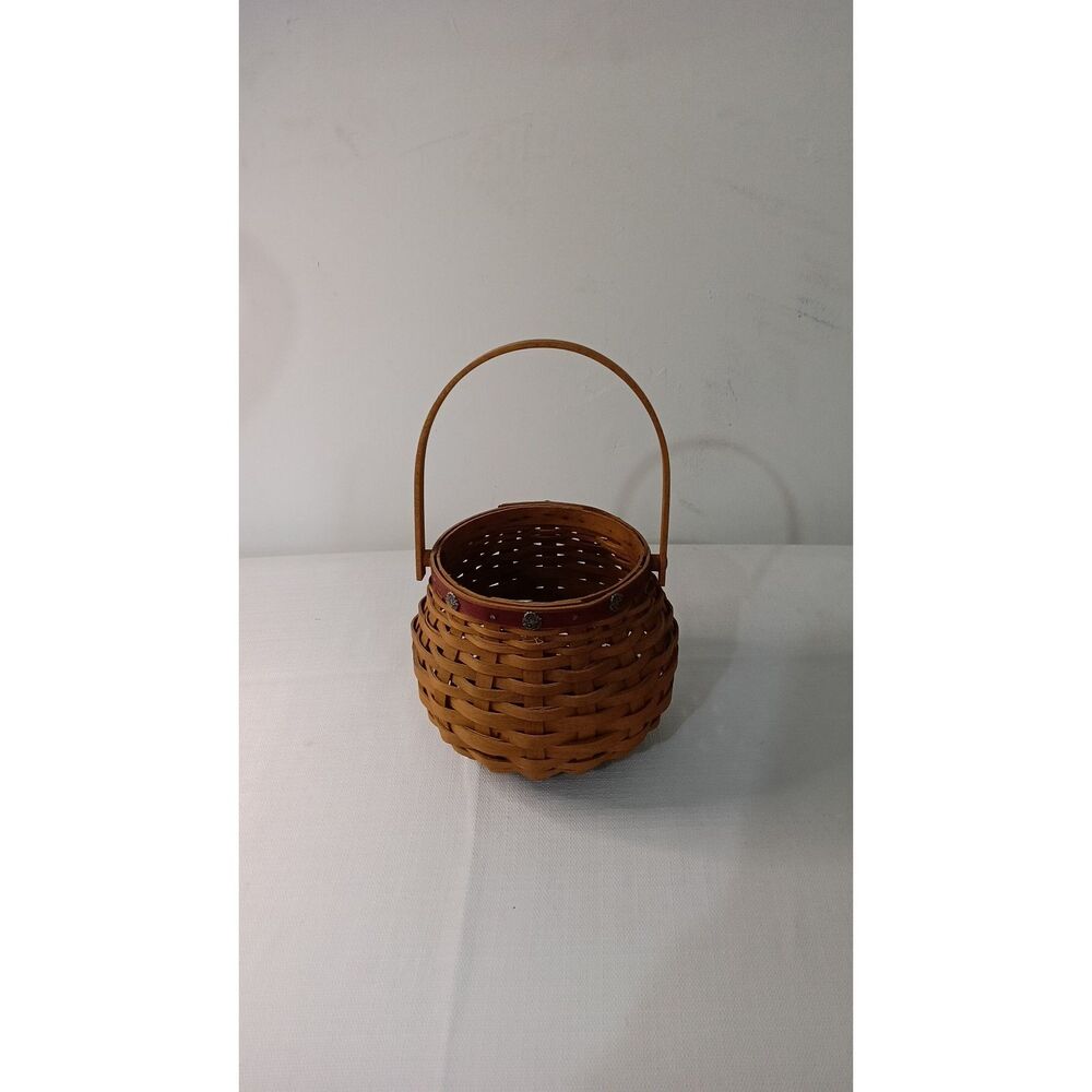 Longaberger 2004 Tournament of Roses Basket with Handle